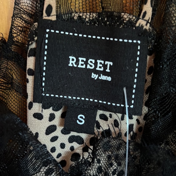 Leopard Print Tank - Picture 2 of 4